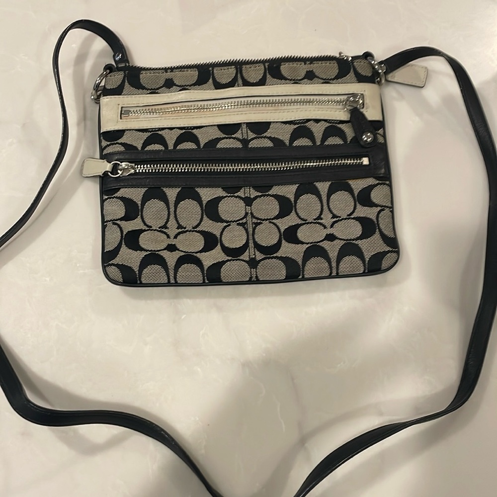 Coach signature c black gray double zipper crossbody bag